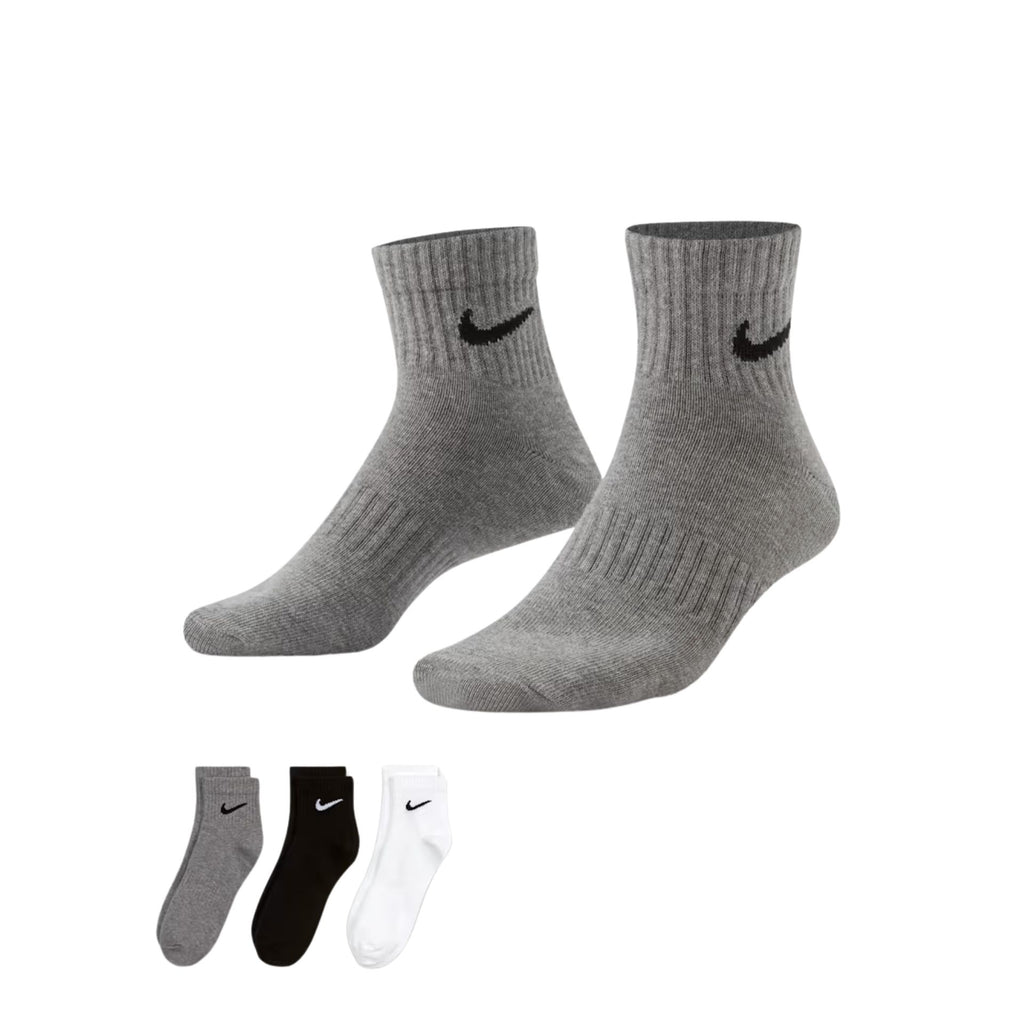 Nike Everyday Lightweight Training Ankle Socks (3 Pairs) -DS